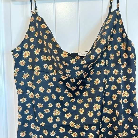 NWT WeWoreWhat 90s cowl midi dress black daisy print satin slip dress size 12 - Picture 2 of 10